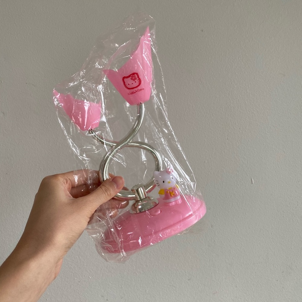 Hello Kitty Floral Desk Lamp